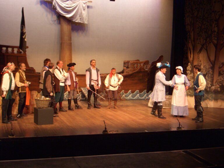 pirates-of-penzance-2005